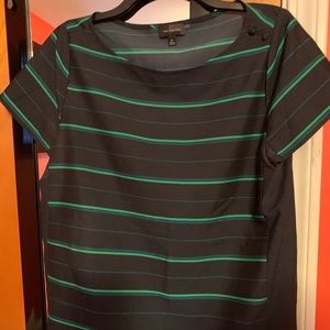 The limited navy top